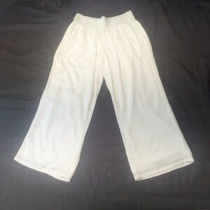 I.N. Studio Petite Medium White Wide Legged Pants